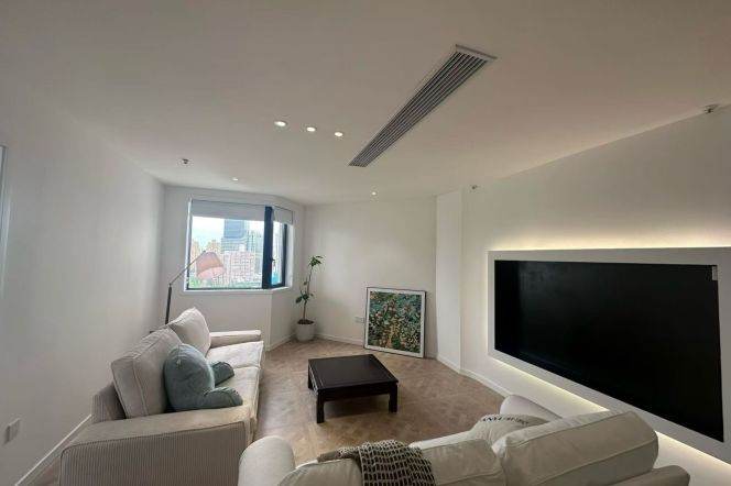 High-Floor Spacious 2BR Apartment in Old Xuhui (L10/L11)