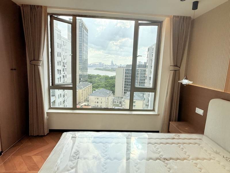 Housing image — Bedroom