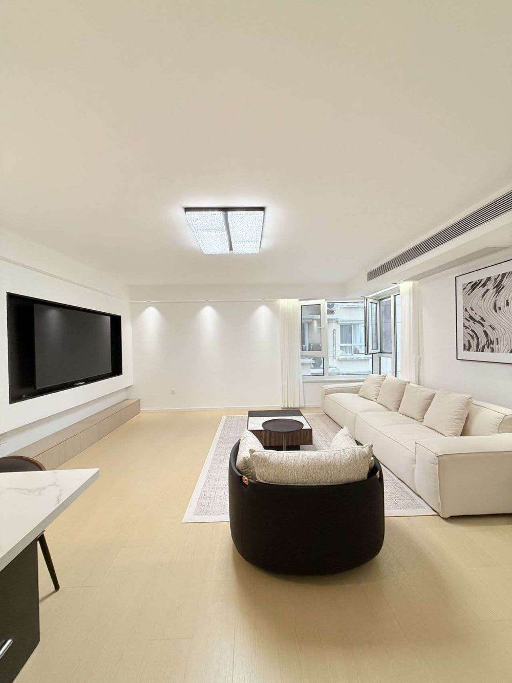 Housing image — Living Room
