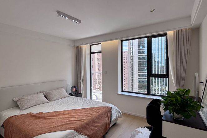 Spacious 3BR Apartment near Changshou Rd Metro (L7/L13)