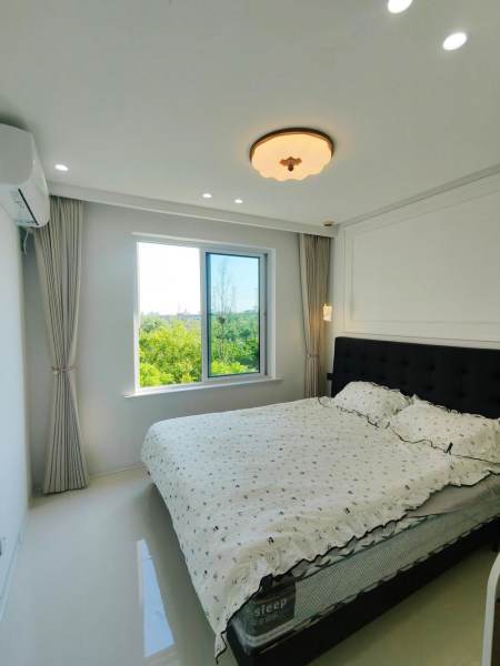 Housing image — Bedroom