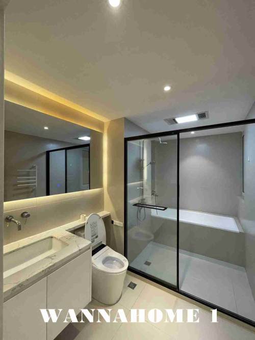 Housing image — Bathroom
