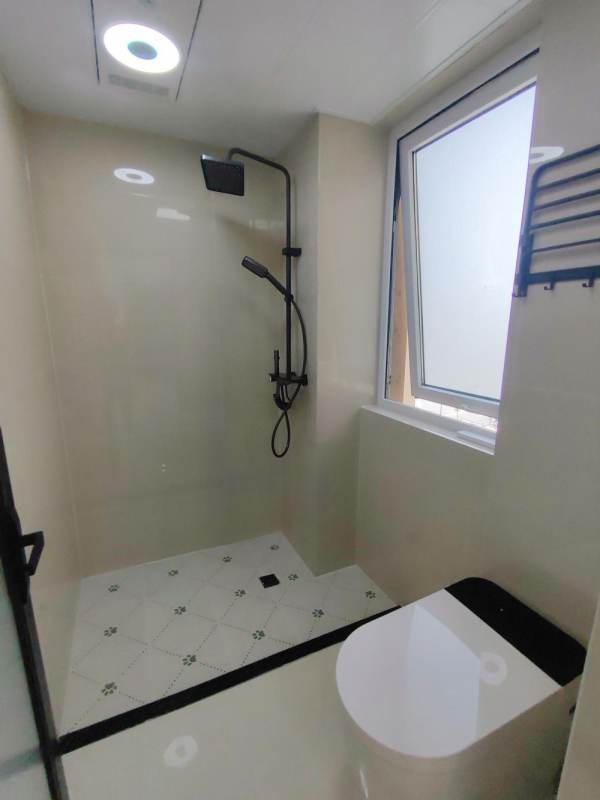 Housing image — Bathroom