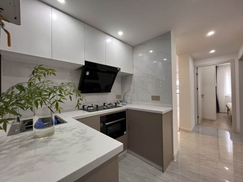 Housing image — Kitchen