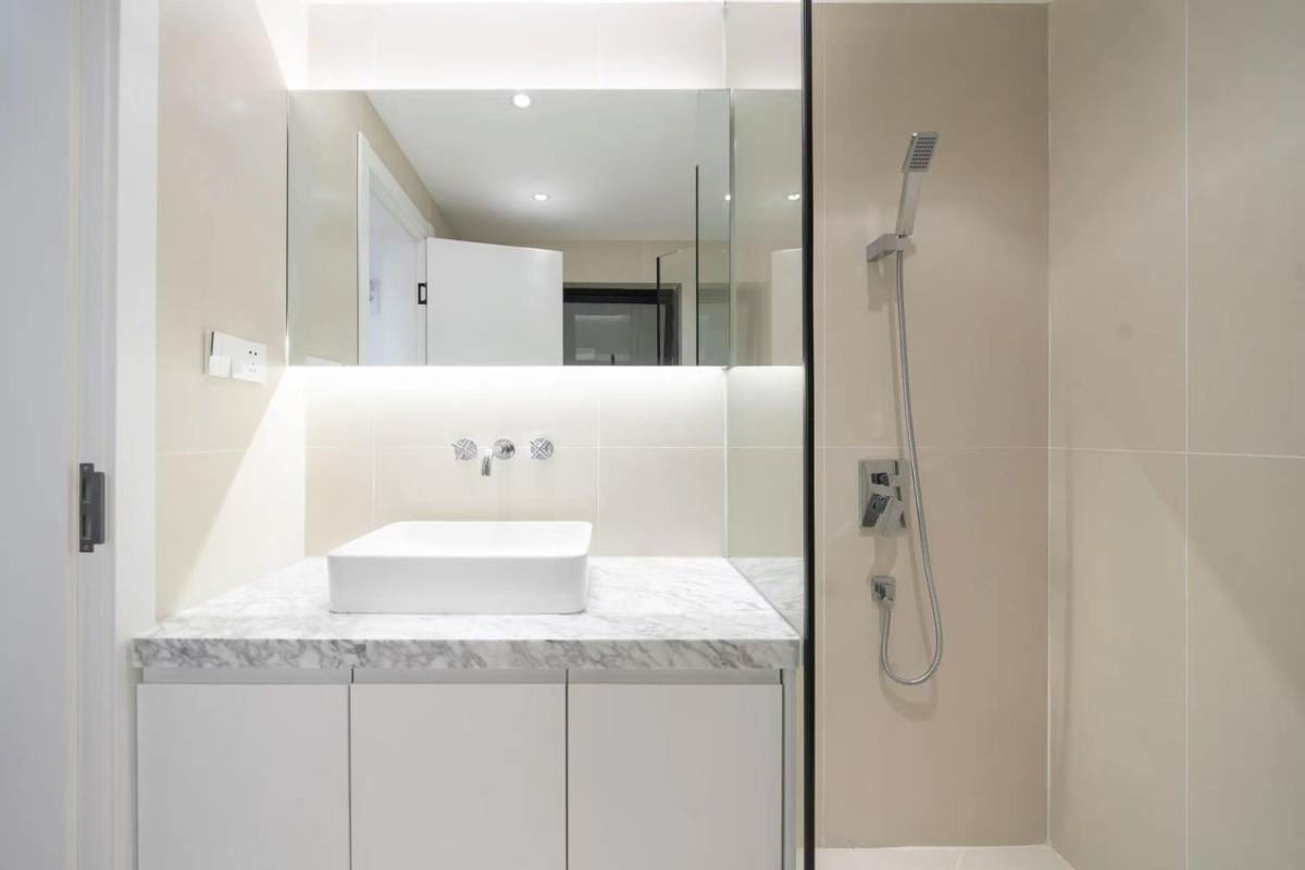 Housing image — Bathroom