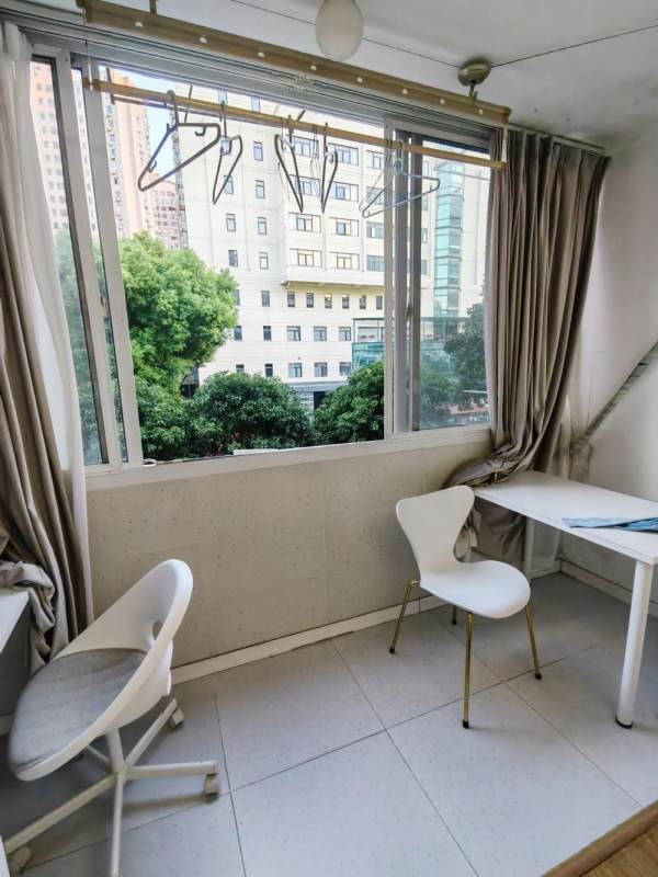 Housing image — Balcony