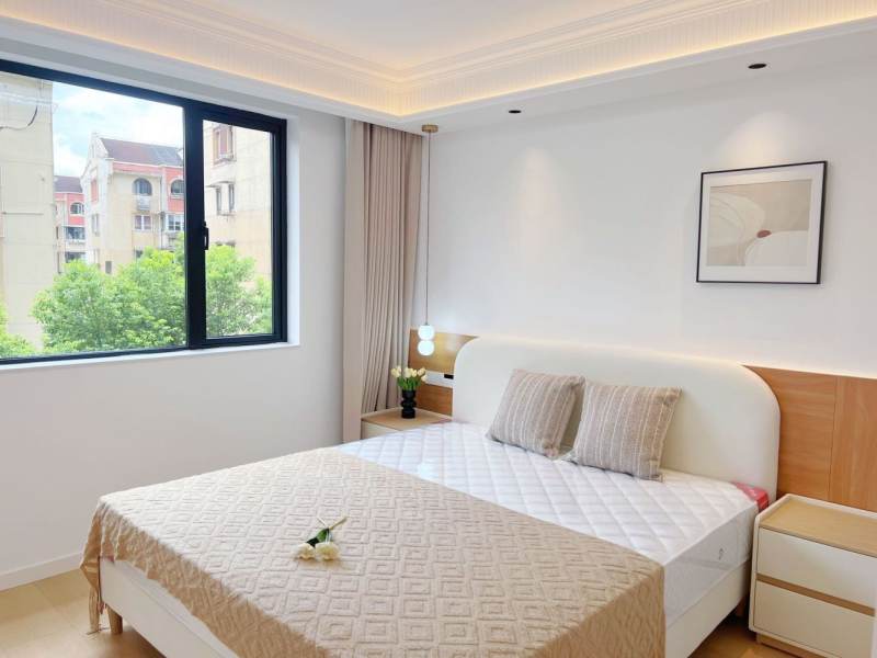 Housing image — Bedroom