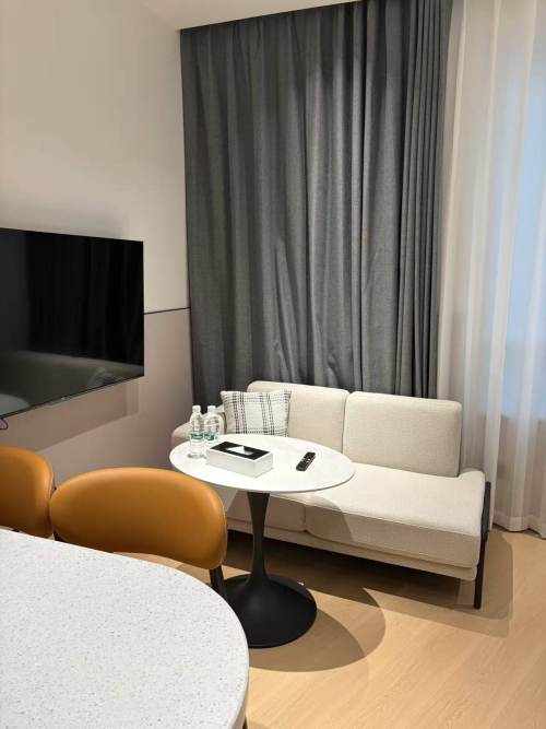 Housing image — Living Room