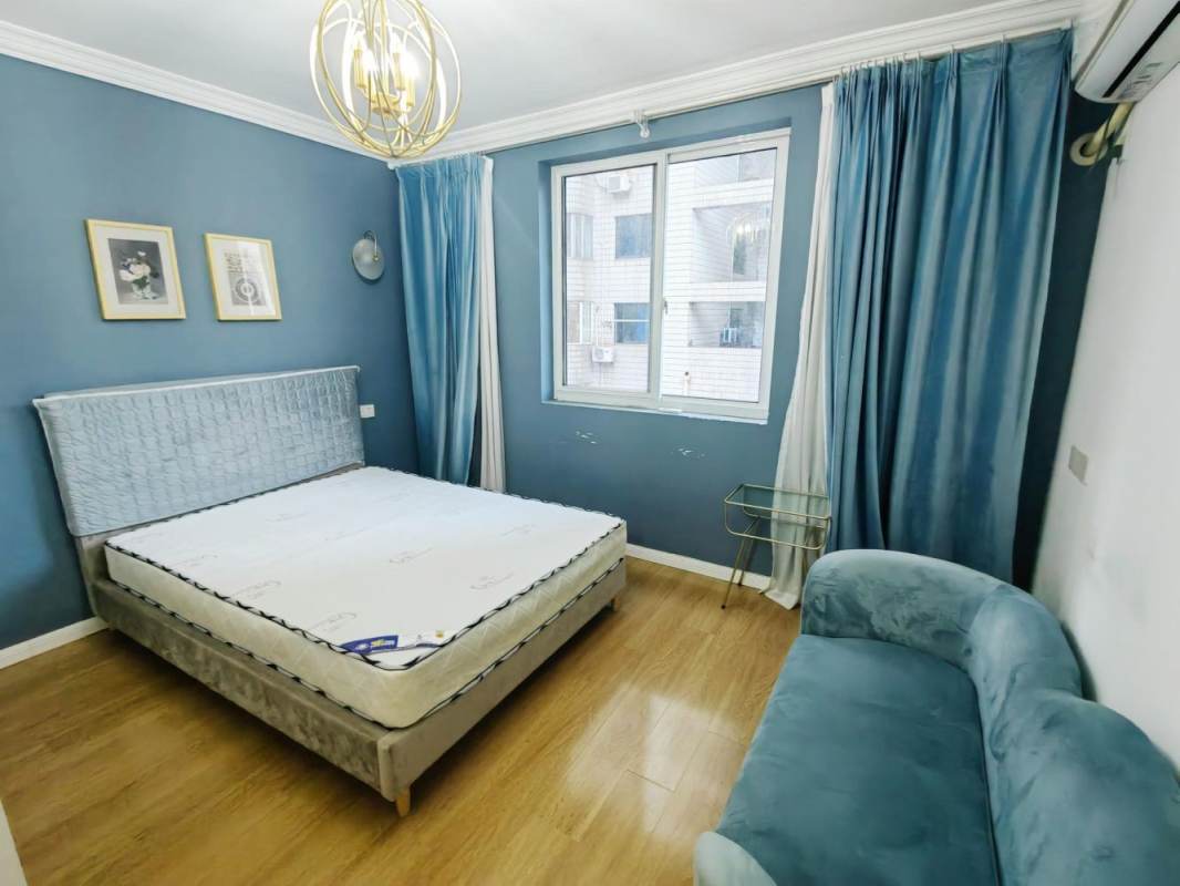 Housing image — Bedroom