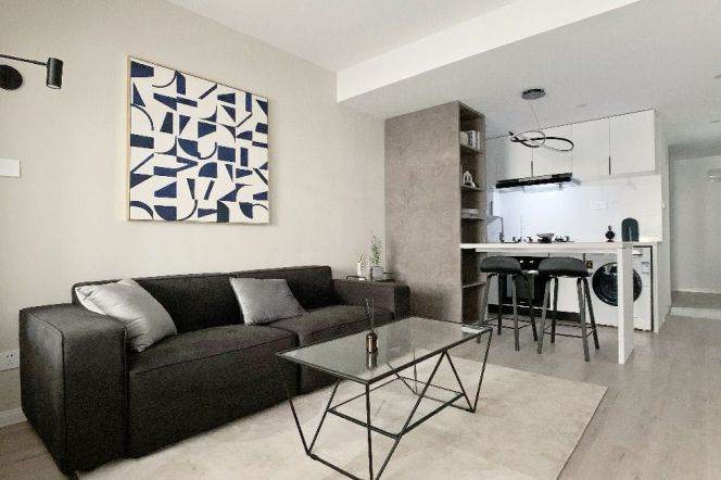 1BR Apartment near Changping Rd Metro (L7)
