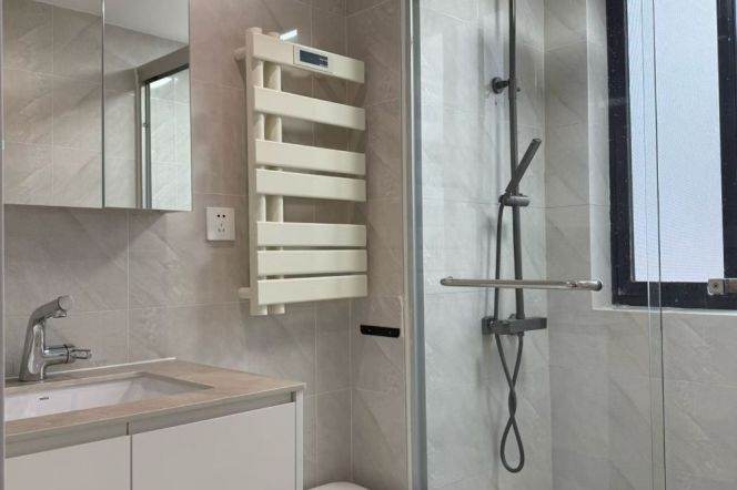 2BR Apartment in Jing'an (L7/L13/L14)