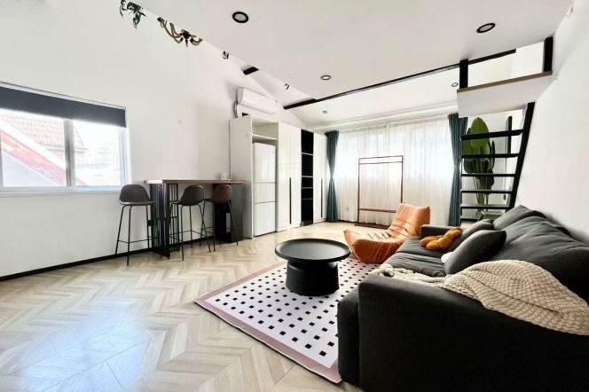 1BR Lane House near Dapuqiao Metro (L9)