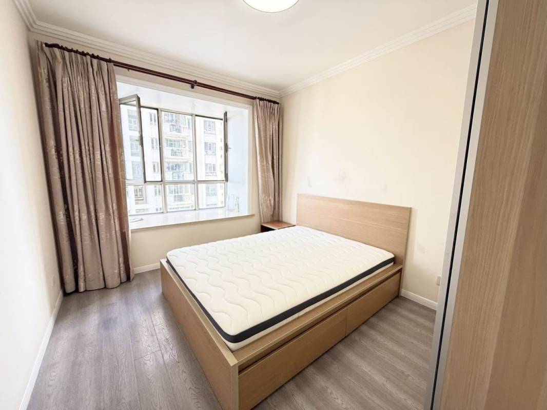 Housing image — Bedroom