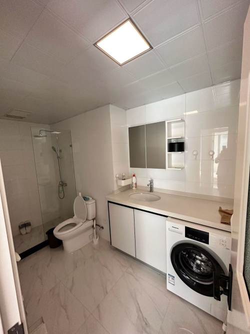 Housing image — Bathroom