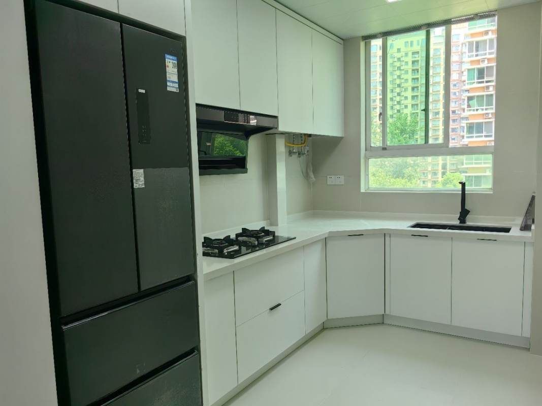 Housing image — Kitchen