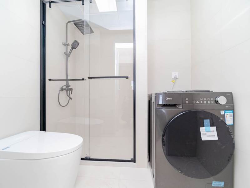 Housing image — Bathroom