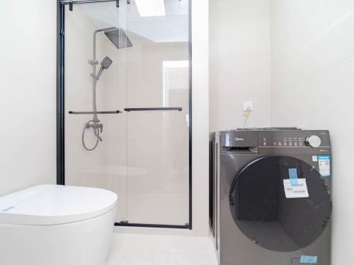 Housing image — Bathroom
