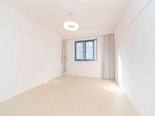 Housing image — Bedroom