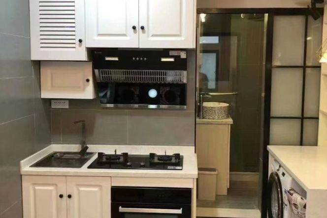 1BR Apartment in Jing'an