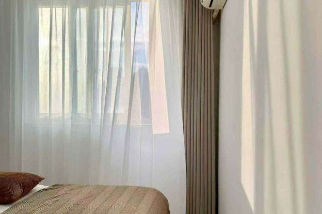 2BR Apartment near Changshou Rd Metro (L13)