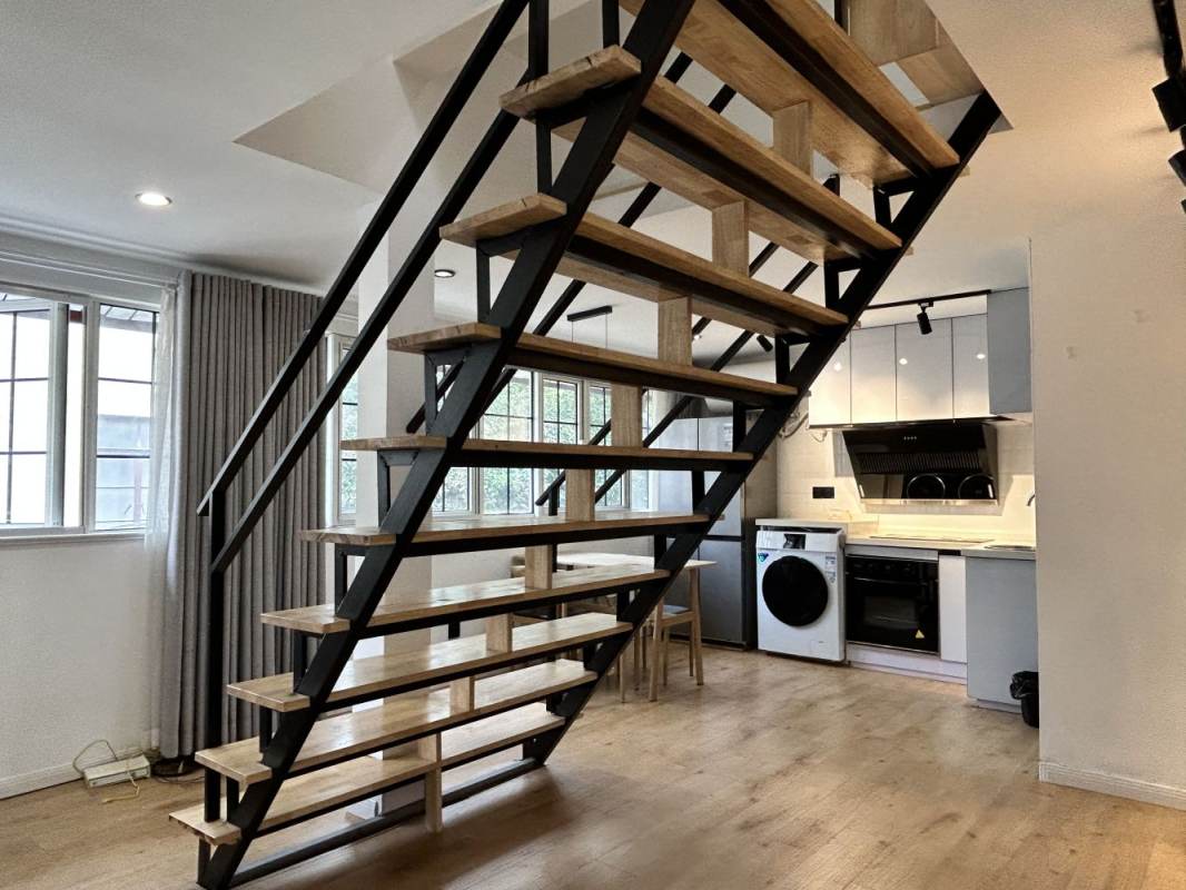 Housing image — Living Room