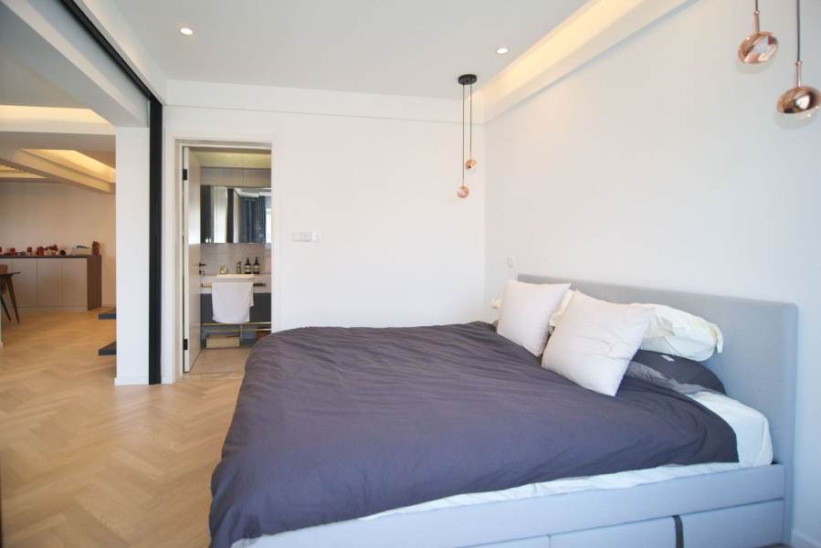 Housing image — Bedroom