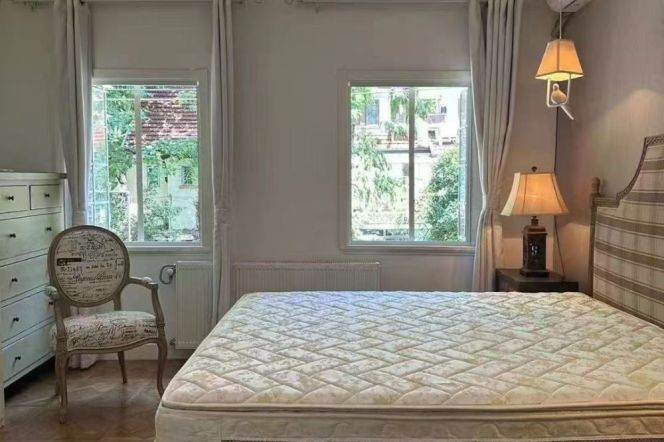 2BR Lane House in Old Xuhui