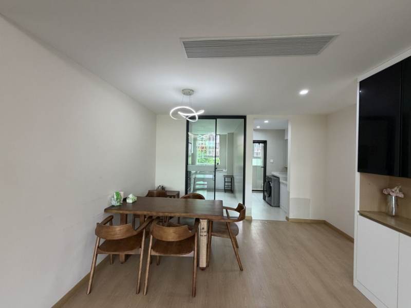 Housing image — Dining Area