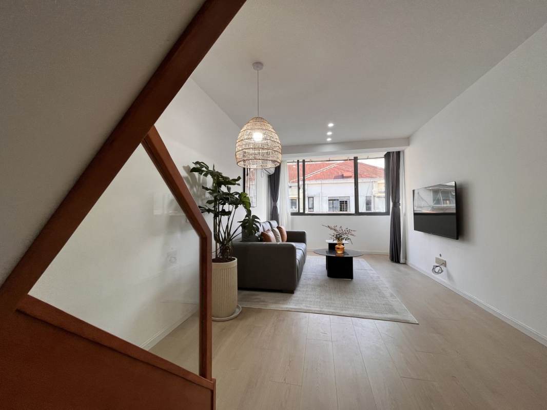 Housing image — Living Room