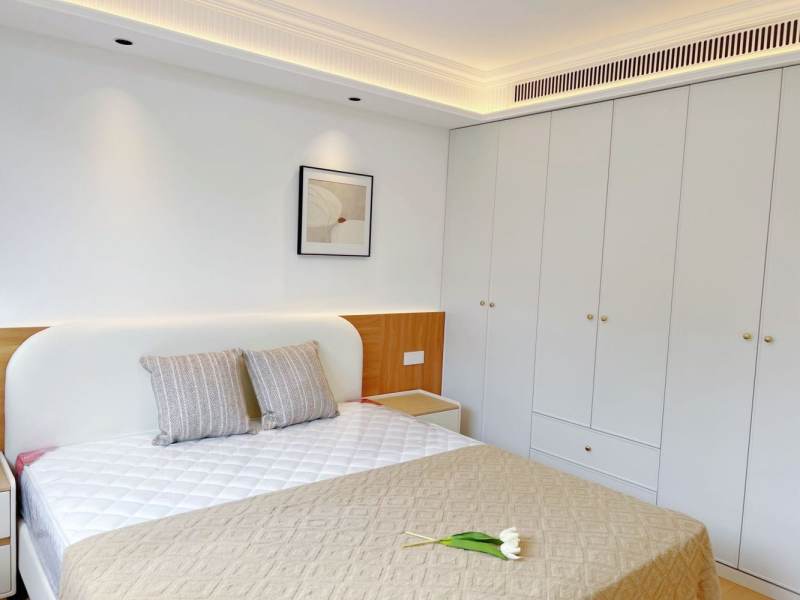 Housing image — Bedroom