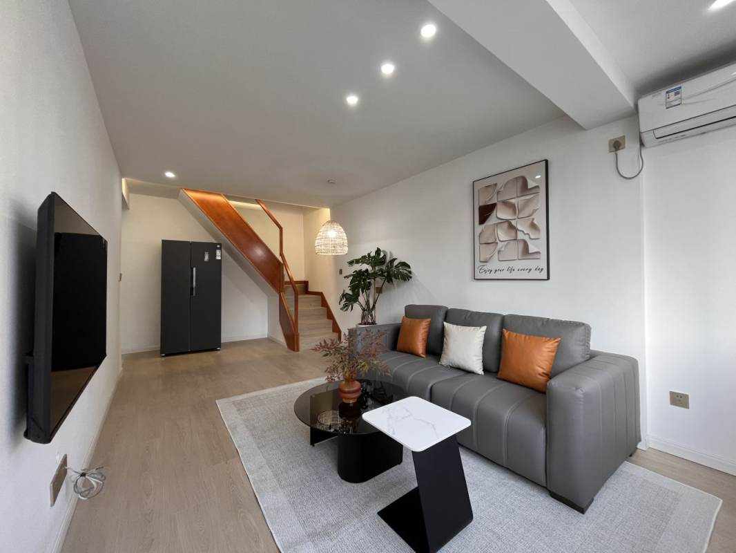 Housing image — Bedroom