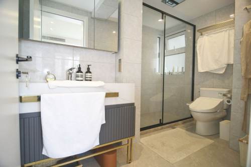 Housing image — Bathroom