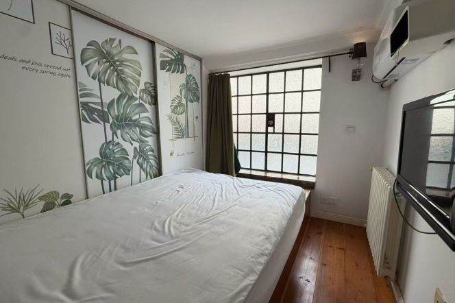 2BR Heritage Apartment near South Shaanxi Rd Metro (L1/L10/L12/L13)