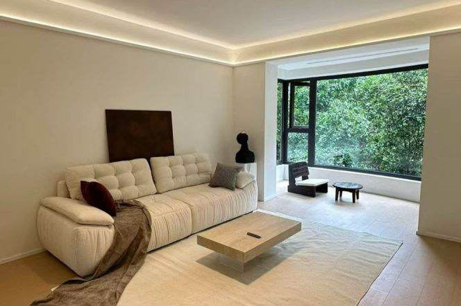 2BR Apartment near Suzhou River Mengqing Garden (L3/L4/L7)