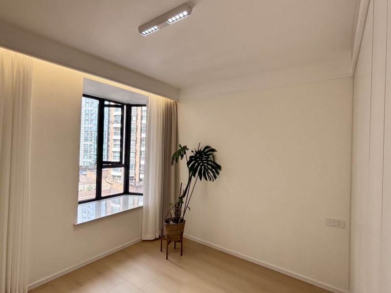 Housing image — Bedroom