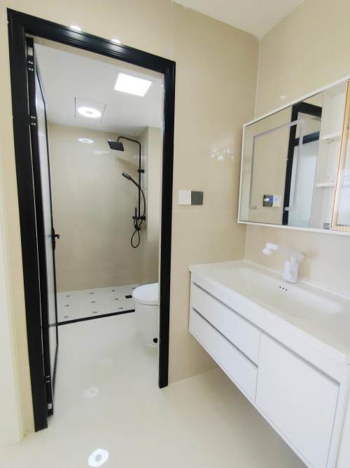 Housing image — Bathroom