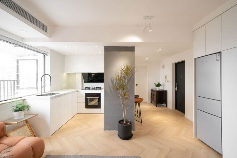 Housing image — Kitchen