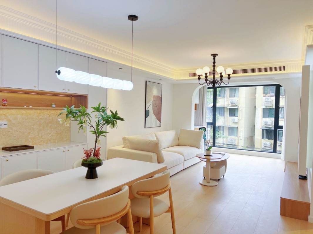 Housing image — Living Room