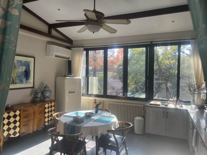 Housing image — Dining Area
