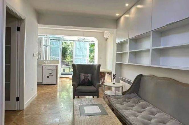 2BR Lane House in Old Xuhui
