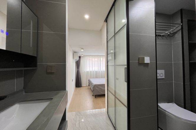 2BR Lane House in Jing'an (L7)