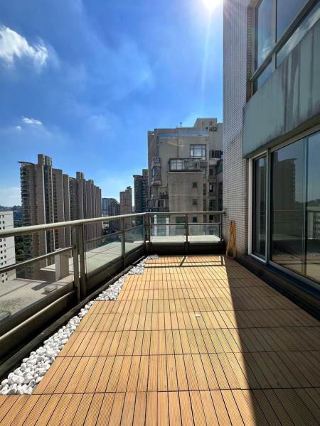 Housing image — Terrace