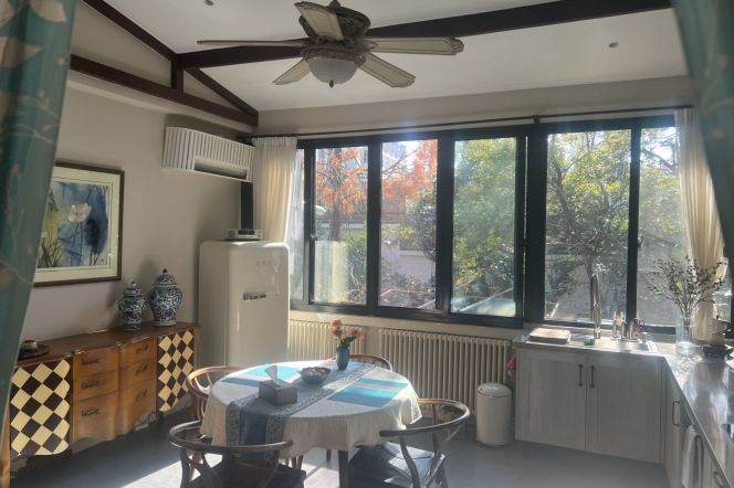 Short-Term 2BR Apartment in Old Xuhui with Terrace (L10)