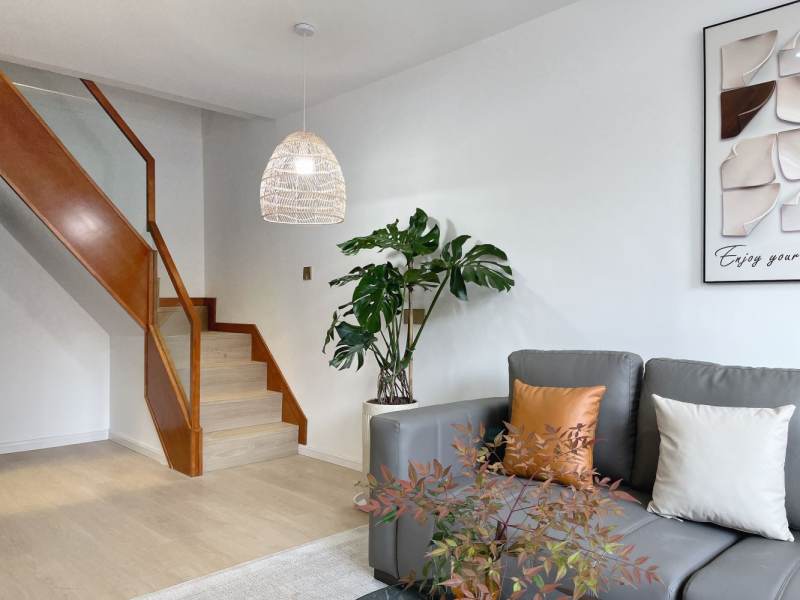 Housing image — Living Room