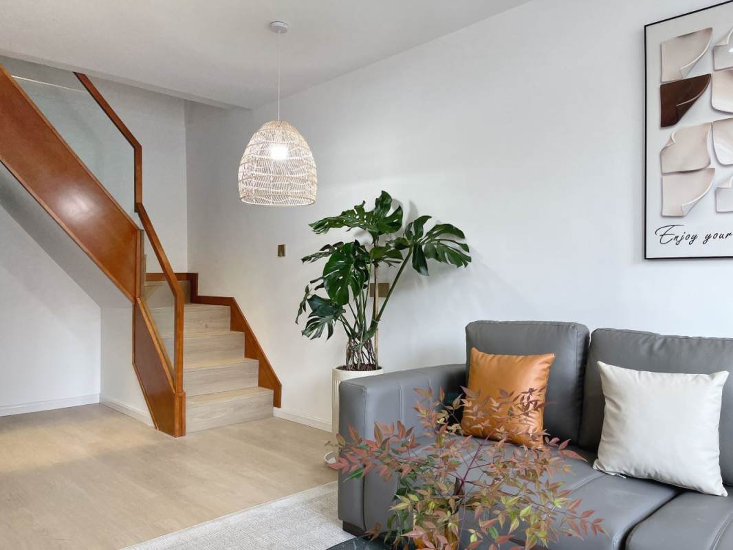 Housing image — Living Room