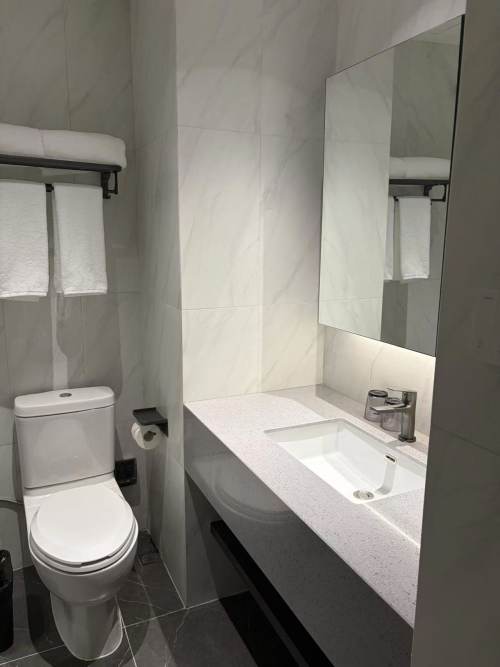 Housing image — Bathroom