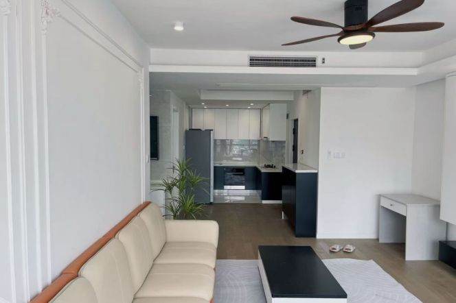 High-Floor 2BR Apartment near Zhenping Rd Metro (L3/L4/L7)