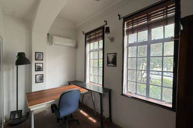2BR Heritage Apartment near South Shaanxi Rd Metro (L1/L10/L12/L13)