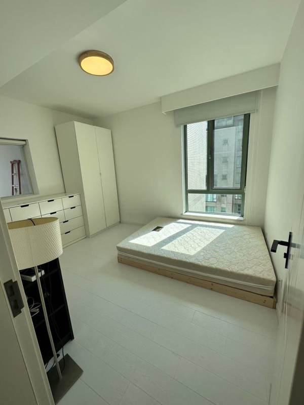Housing image — Bedroom