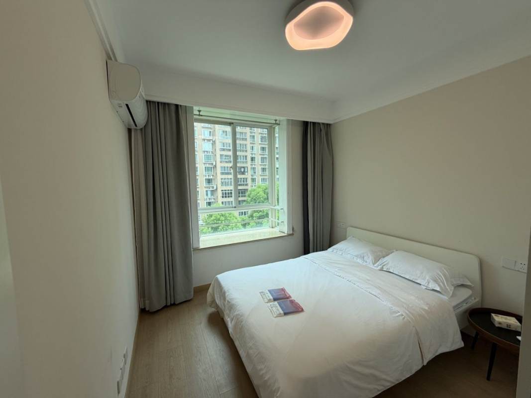 Housing image — Bedroom